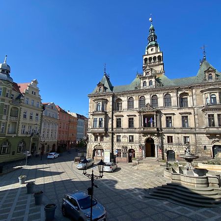 Apartament Przy Ratuszu Клодзко Екстериор снимка
