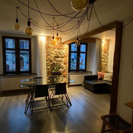 Apartament Przy Ratuszu Клодзко Екстериор снимка