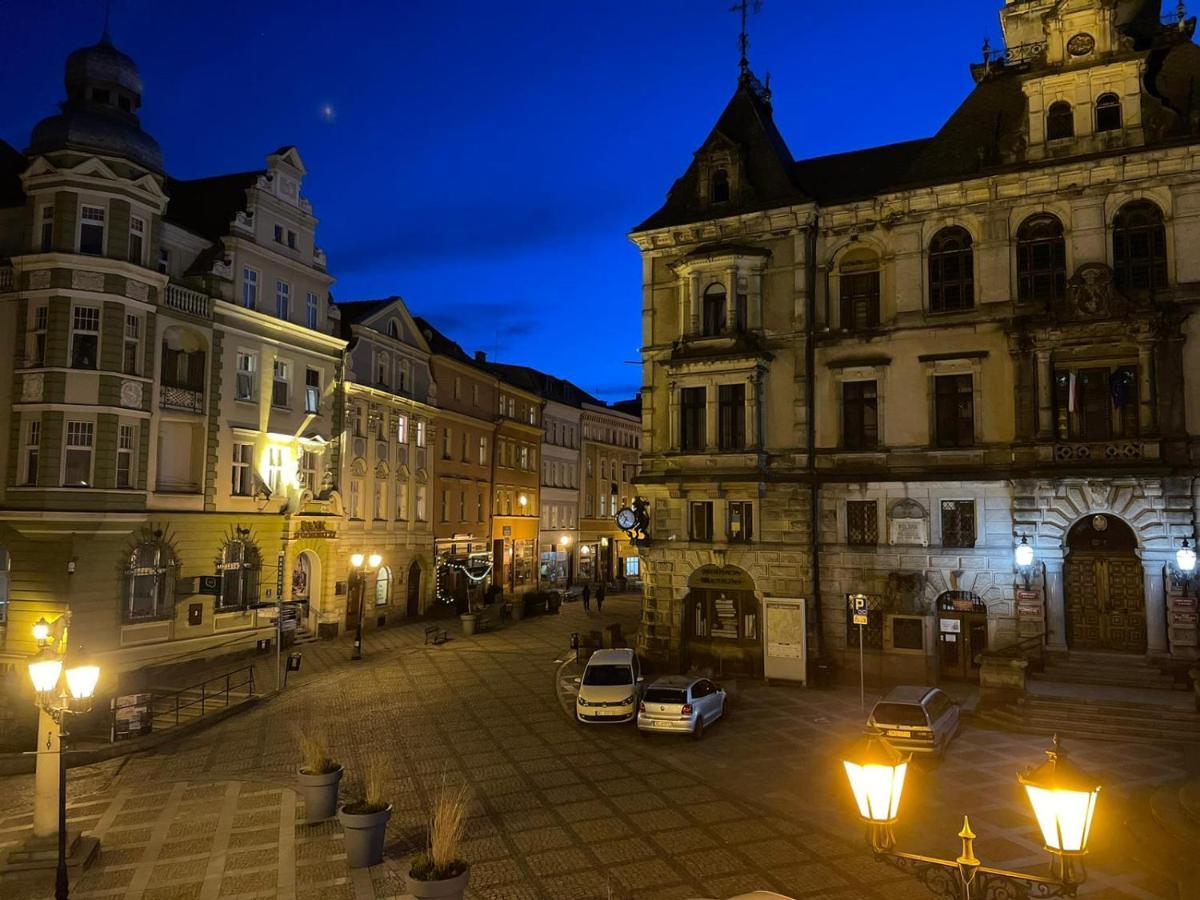 Apartament Przy Ratuszu Клодзко Екстериор снимка