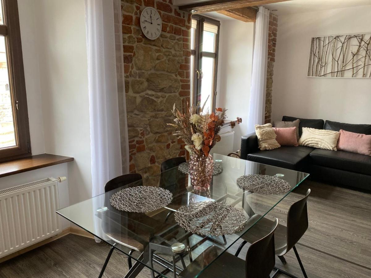 Apartament Przy Ratuszu Клодзко Екстериор снимка