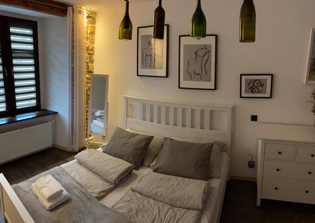 Apartament Przy Ratuszu Клодзко Екстериор снимка