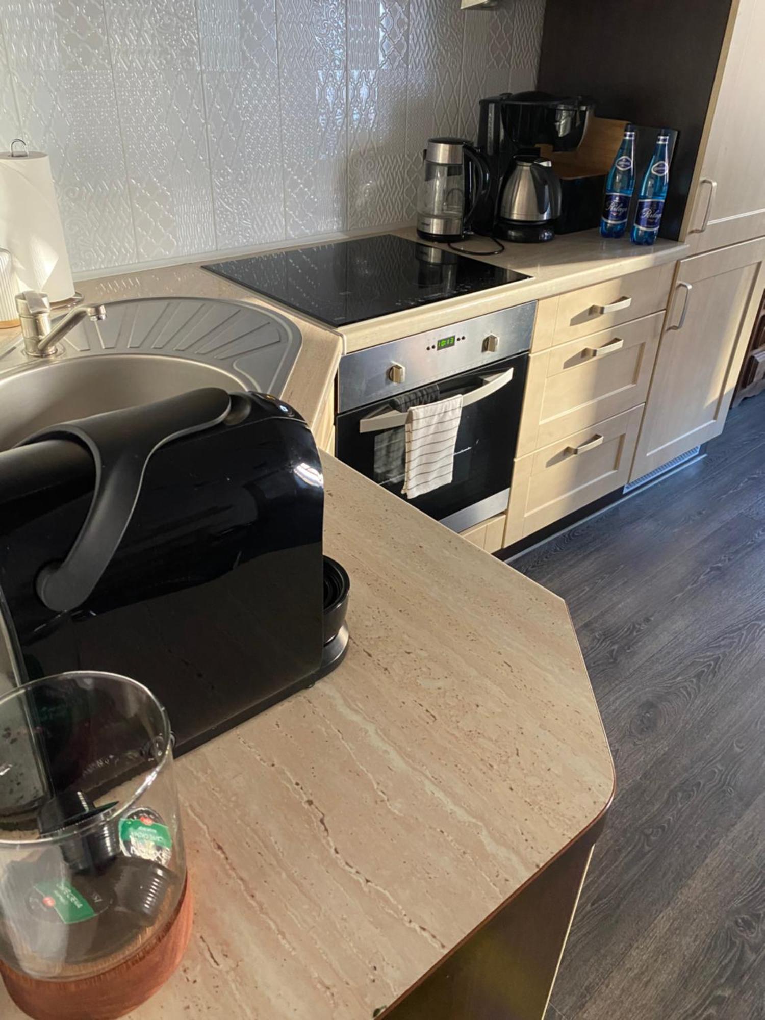 Apartament Przy Ratuszu Клодзко Екстериор снимка
