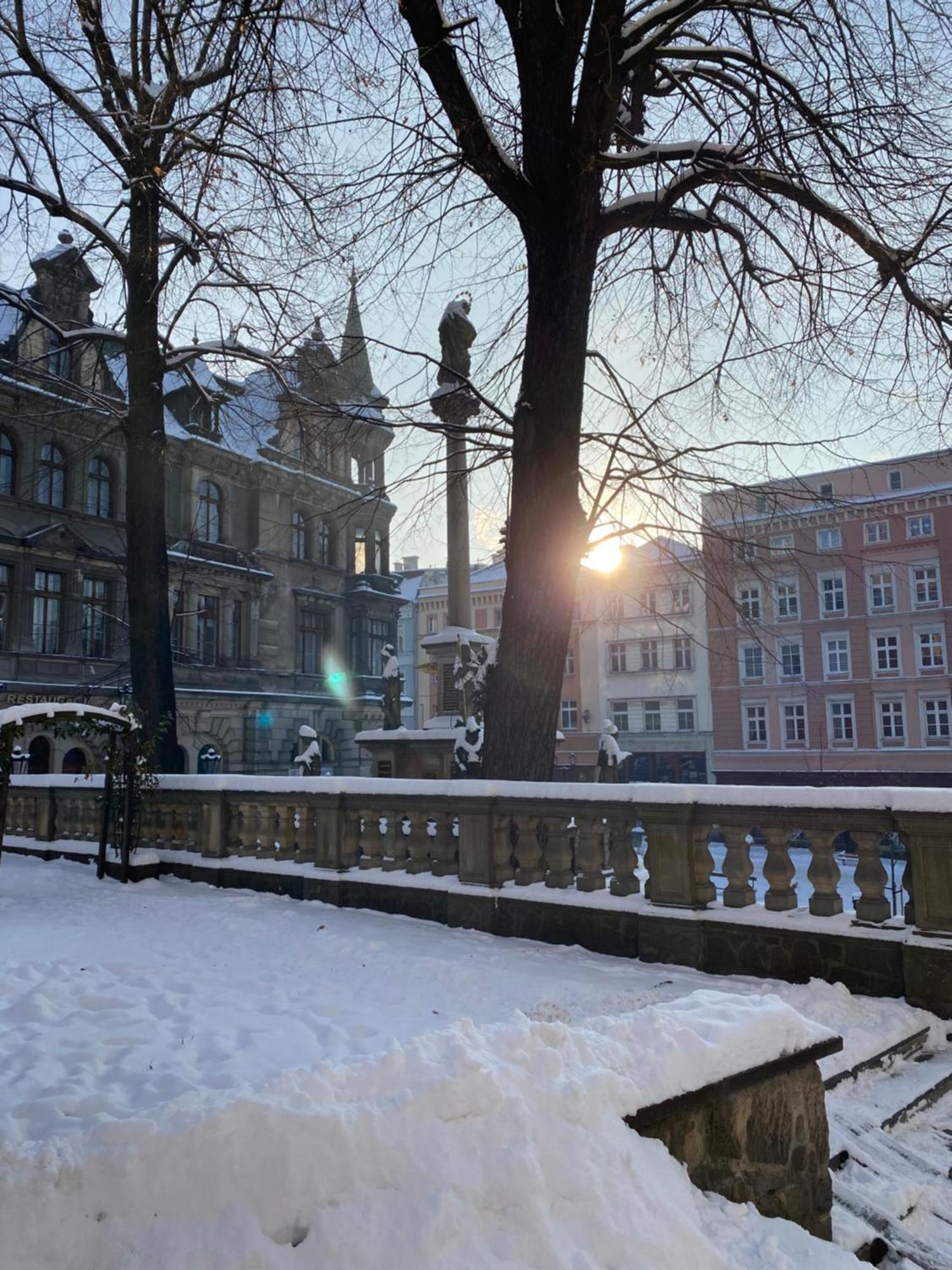 Apartament Przy Ratuszu Клодзко Екстериор снимка