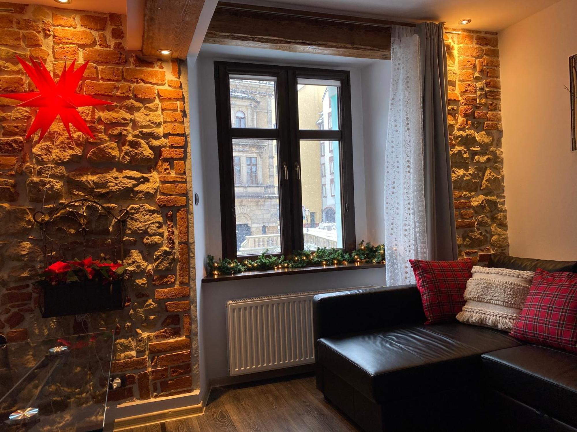 Apartament Przy Ratuszu Клодзко Екстериор снимка